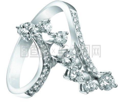 珠寶首飾的精準(zhǔn)摳圖技術(shù)與應(yīng)用